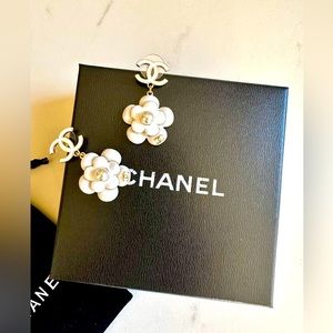 Beautiful CC Logo Camellia Flower Drop Earrings